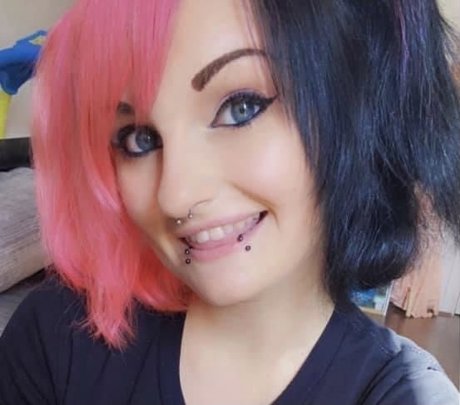 xLittleNickyx star sexy photos