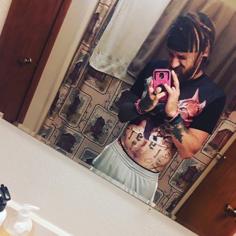 Dylan Stuedemann star perfect images