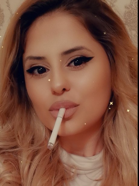 tessa pornographic actress img