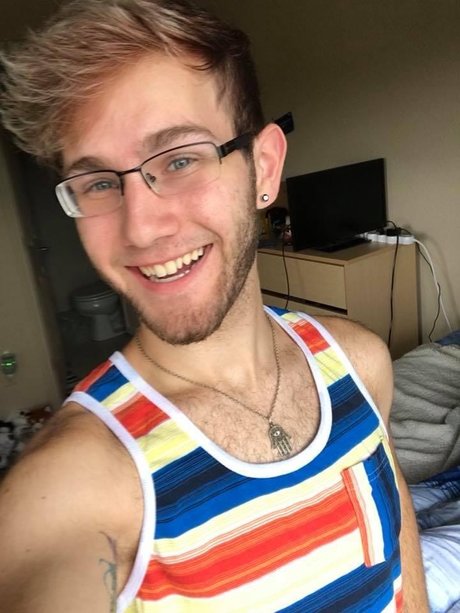 Ludrasil pornstar nude archive