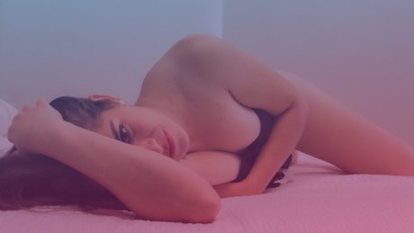 Sam Pole exclusive star image