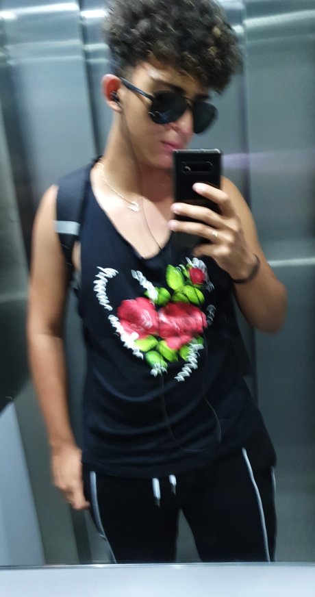 T h a t b o y_ star hot galleries