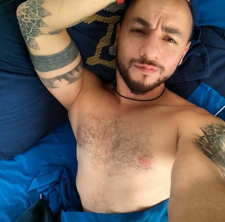 JhoRiAreMu hot model galleries