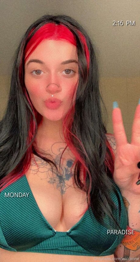 Candy Anne hd actress gallery