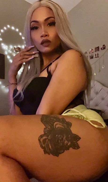 Mi O pornstar nude pictures