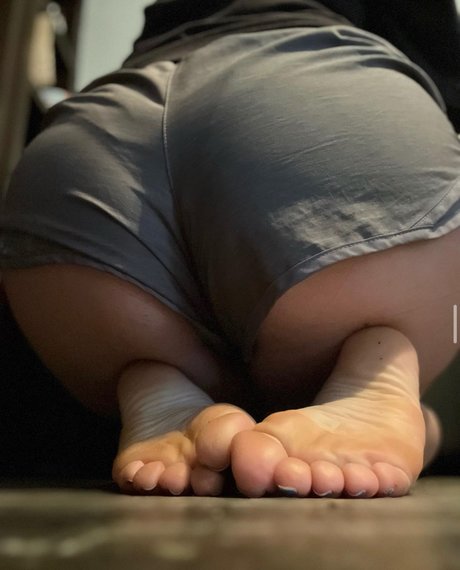 Bunniful soles xxx star pic