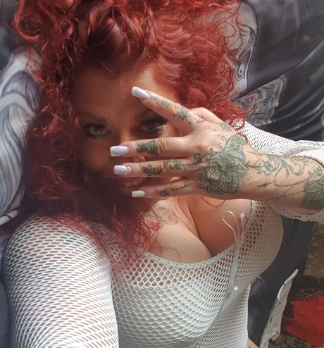 Julie Salt erotic star pic