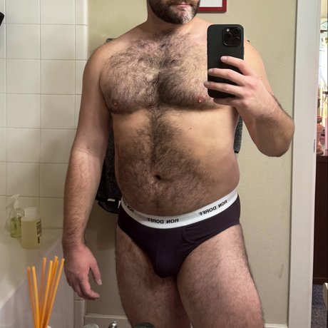 Liam Denver model pornographic images