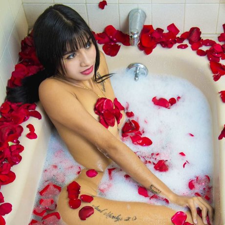 Samantha Puentes best model galleries