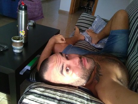 Gay Esci Pi erotic actress galleries