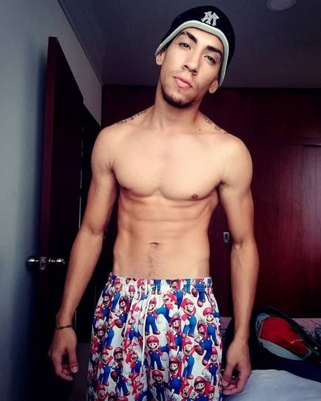 Carlosquintero adult star picture