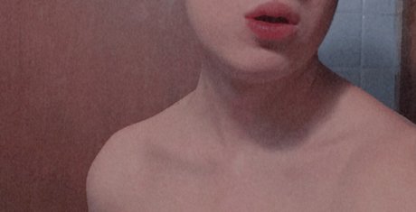 Santi Gomitas art actress img