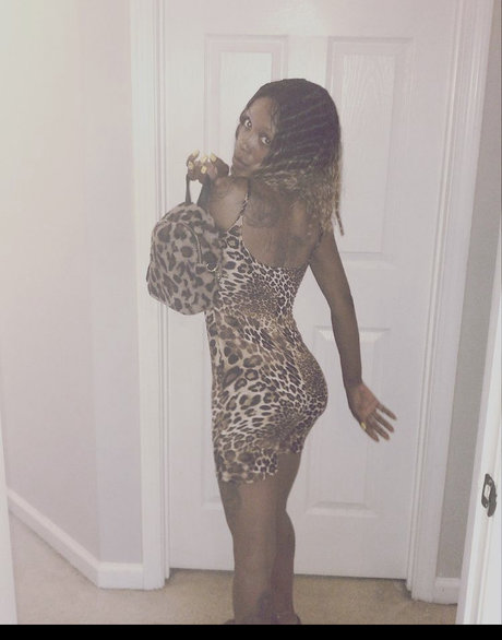 MekMek high quality actress pics