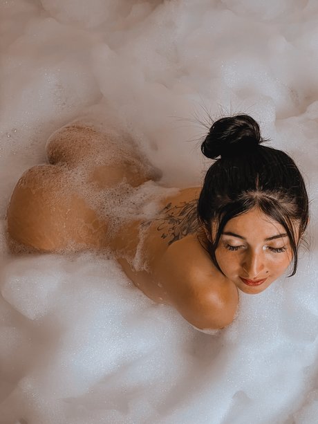 Dayana Diaz model hot img