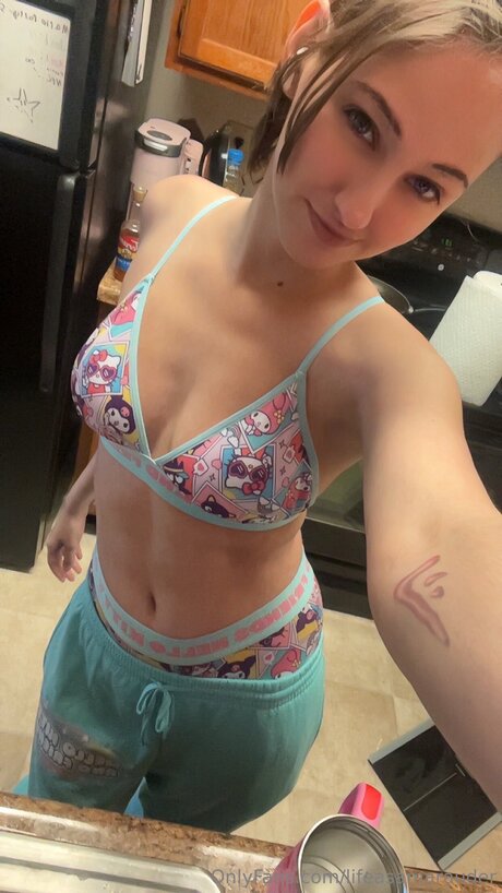 Relic star exclusive pic