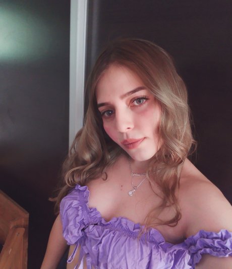 Dayana Mendoza art star photos