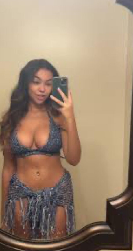 Sydney Scott nudes star gallery