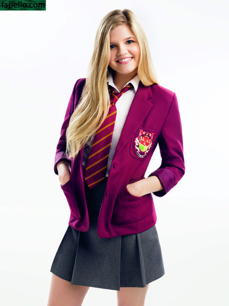 Ana Mulvoy Ten star hot picture