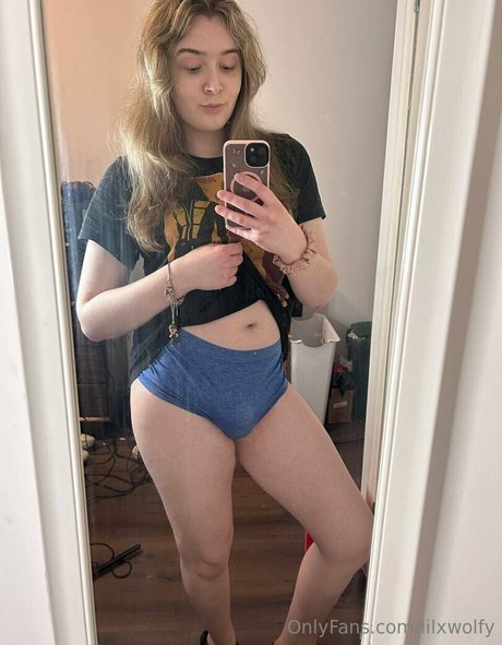 lilxwolfy beautiful model archive