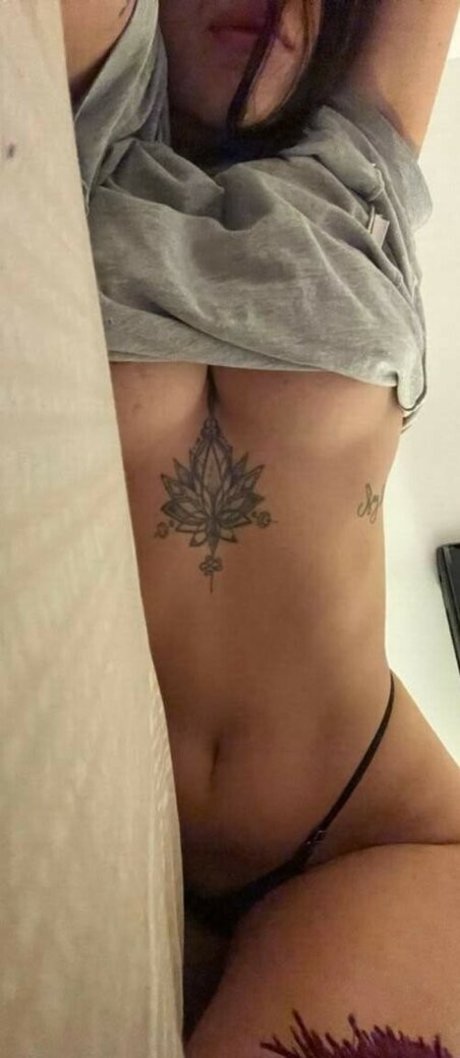 giulia gomezzz hot star images