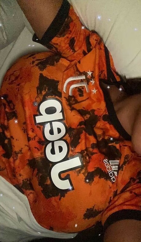 oil7ll high quality pornstar image