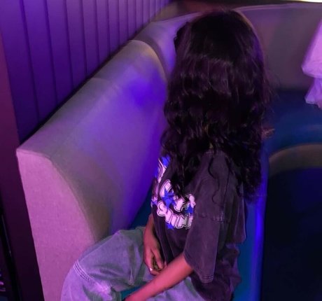 oil7ll model top img