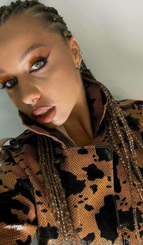 lllisha high quality star photo