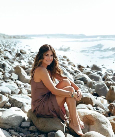 Alison Victoria model beautiful gallery