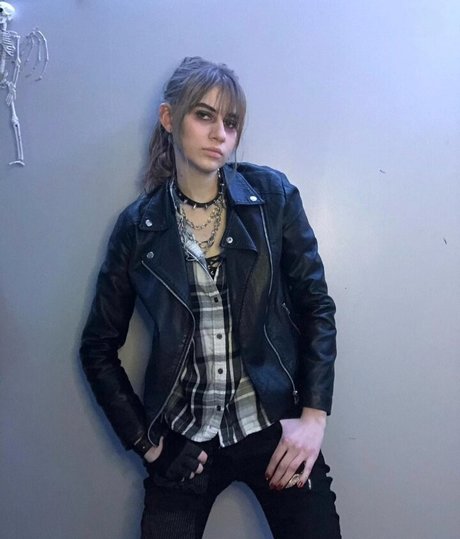 Psychotic Circus sexy pornstar photo