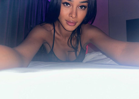 busty mom onlyfans hot porn gallery