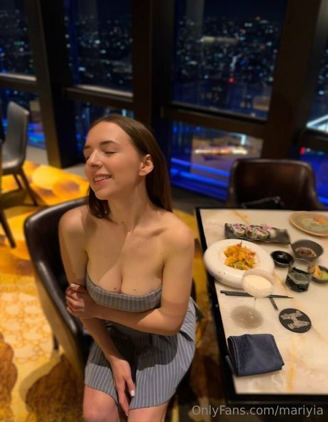 mariyia nude model image