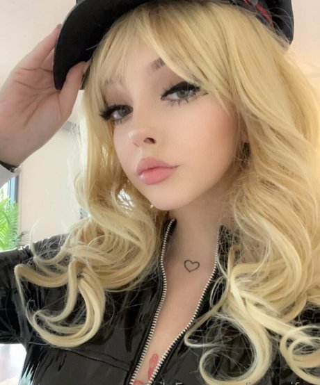 cmltd01 star exclusive archive