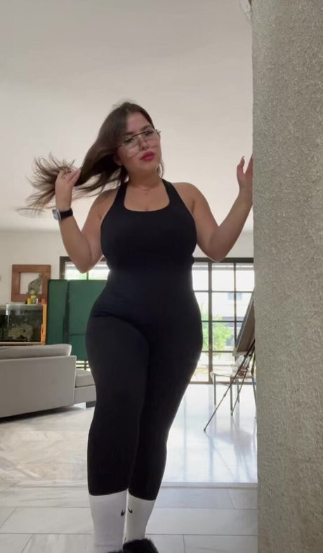 Tamar Abuchzira pornstar picture