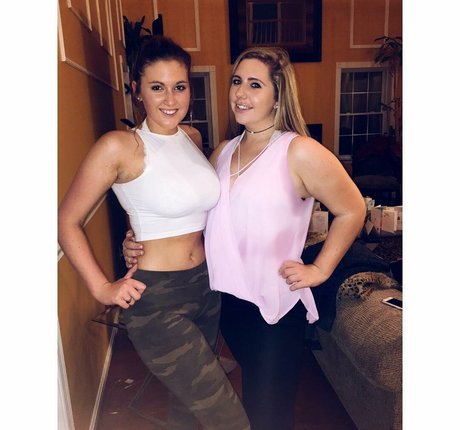 Rachel Myers free model pictures