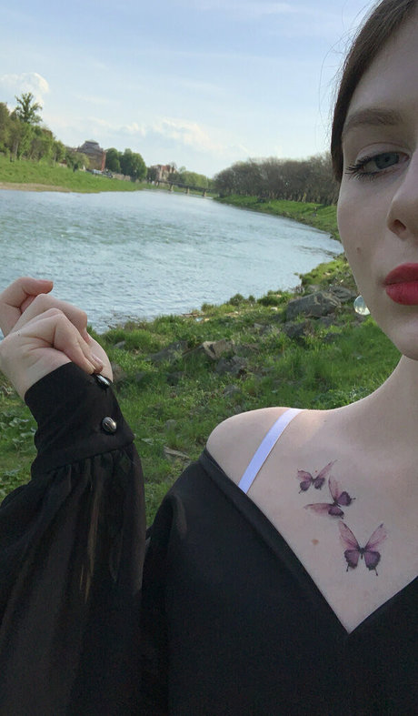 mia ts pornstar best photos