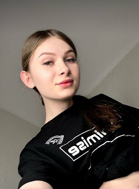 mia ts beautiful model images