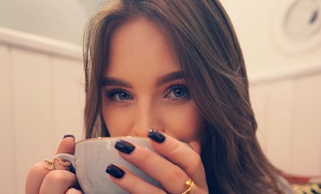 lilathrills nudes actress pics