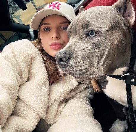 lilathrills pornstar pretty picture