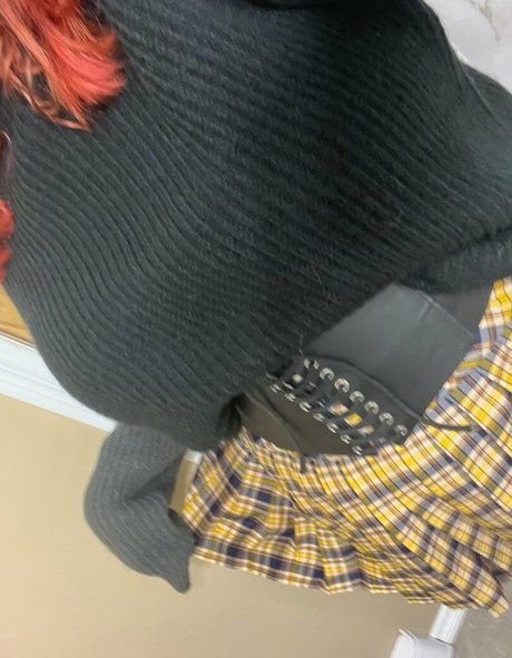 blonde hot wife onlyfans perfect picture