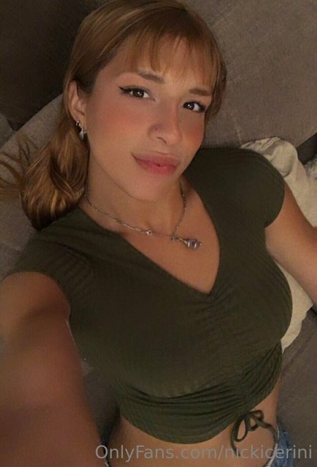 nickycerini beautiful actress image