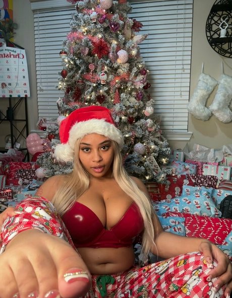 milkmamijasfree star nice image