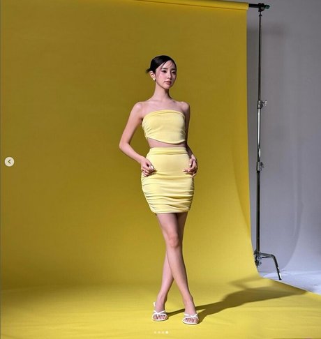 Aya Nakamachi exclusive model pic