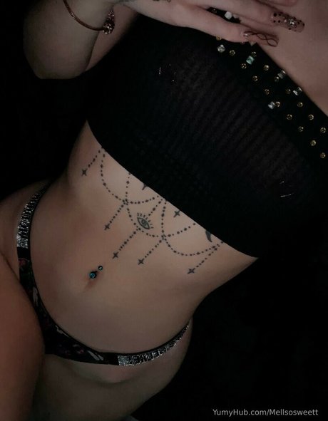 mollysfantasy naked pornstar pictures