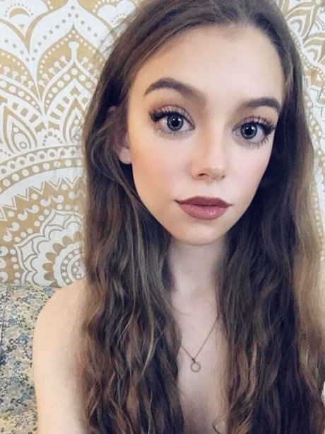 Rose Castella Profile pic