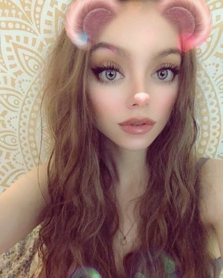 Rose Castella xxx pornstar picture