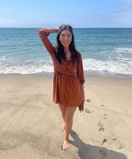 Aubry Babcock nude model photos