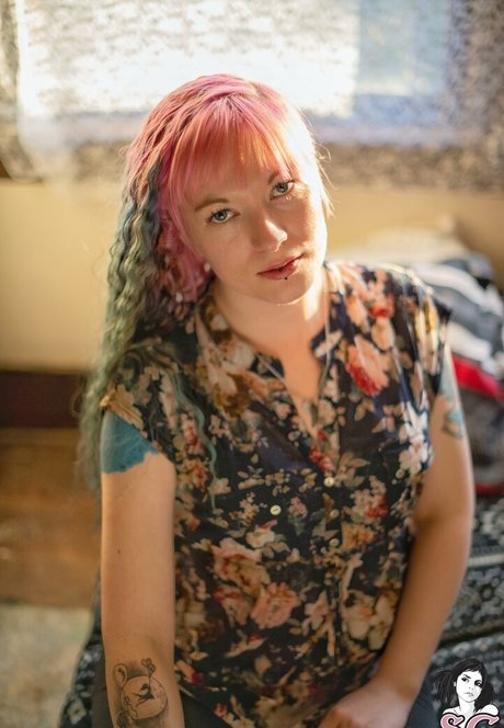 Venomousrose model sex gallery