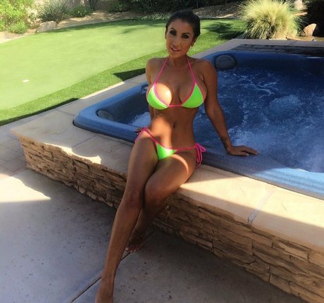 Jessica Canizales star nude pictures