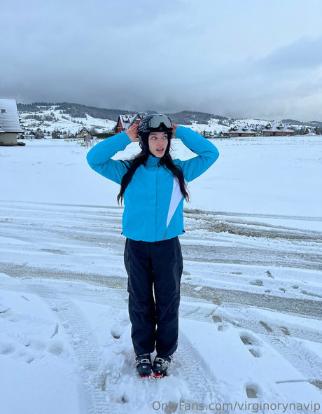 orynavirginvip pornstar erotic picture