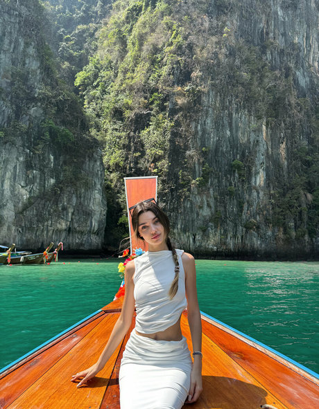 orynavirginvip star high quality images